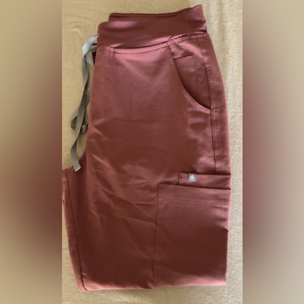 FIGS Scrub pants
